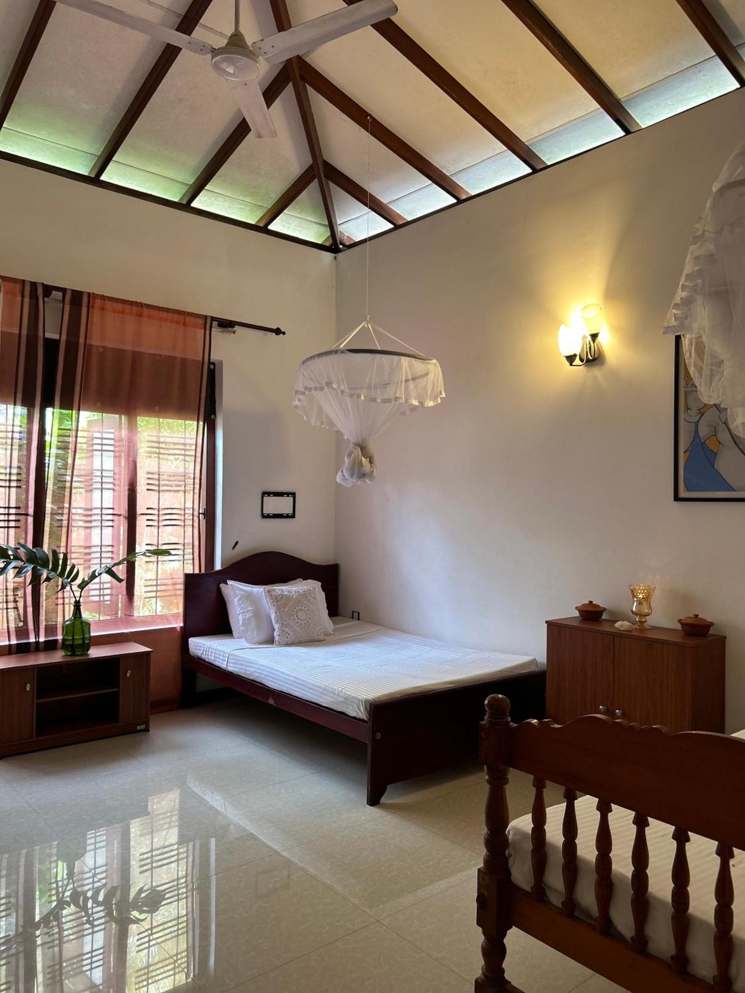 One Bhakthi Otel Ahangama Dış mekan fotoğraf